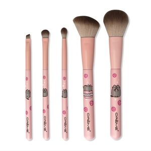 Pusheen 5 Piece Makeup Brushes Sweet Strawberry Set ✨🍓 🆕